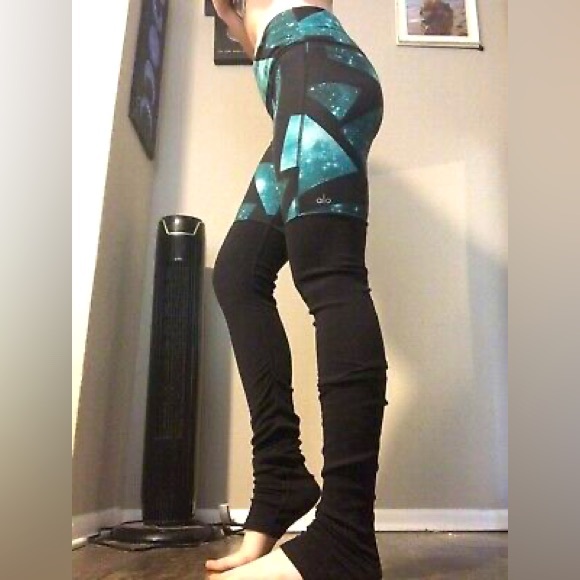 Alo Yoga Goddess Ribbed Ruched Geo Legging Island Green Space / Black Size XS - Picture 3 of 12